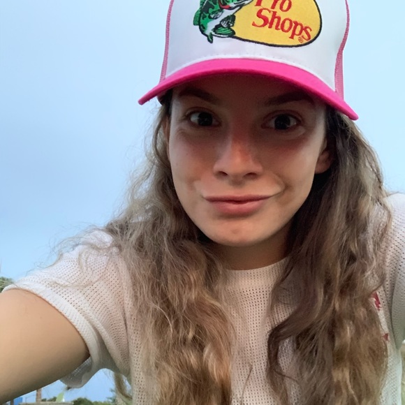 Meet your Posher, Sienna - Picture 7 of 8